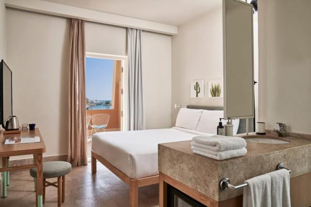 Marina Room 