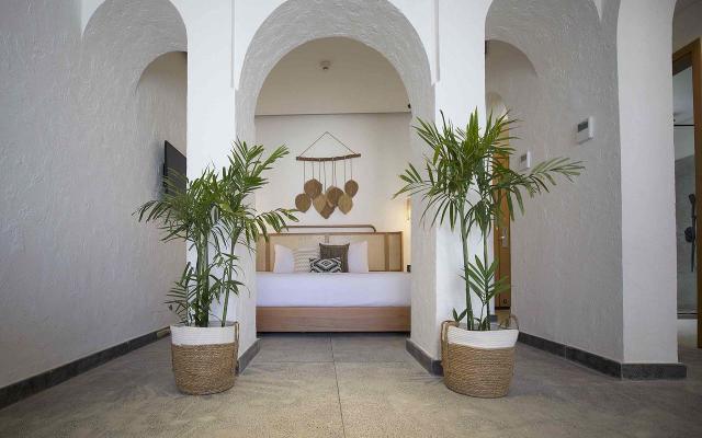 Tucana Pool Suite – PSV (POSH CLUB)