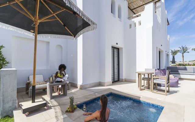 Junior Jacuzzi Suite GV (POSH CLUB)