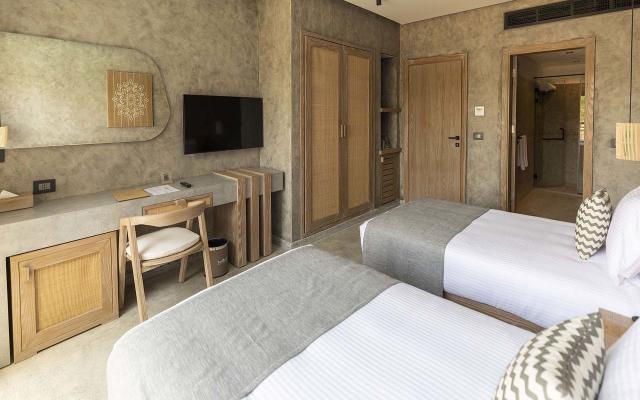 Executive Suite Jacuzzi PSV (POSH CLUB)