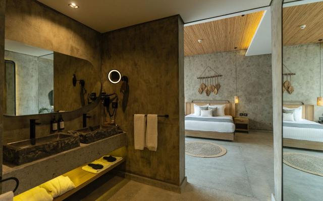 Executive Pool Suite PSV (POSH CLUB)