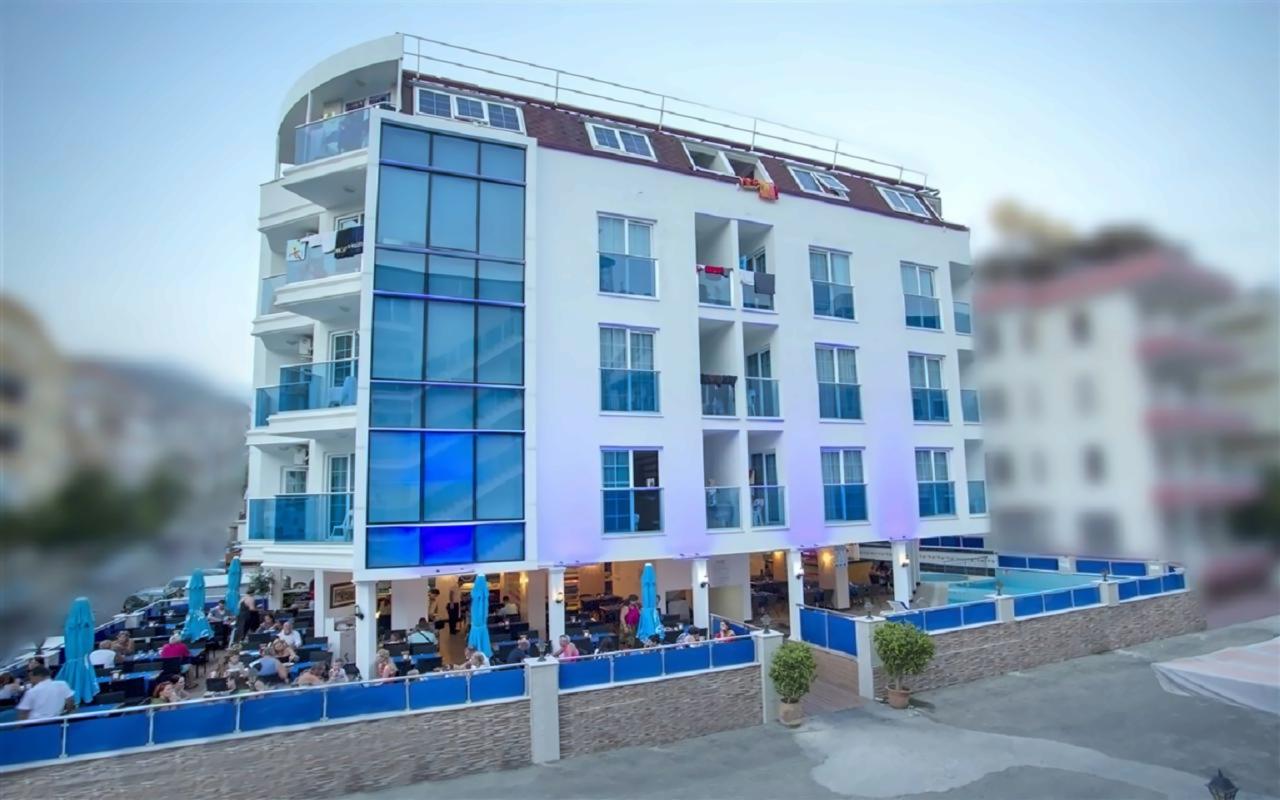Cleopatra Golden Beach