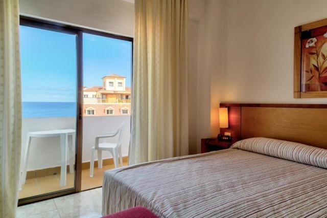 Double Standard Room with Balcony