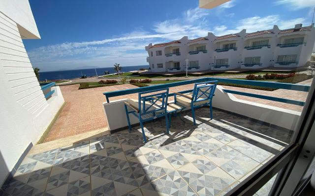 Superior Direct Sea View