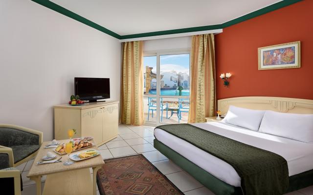 Pool View Room 