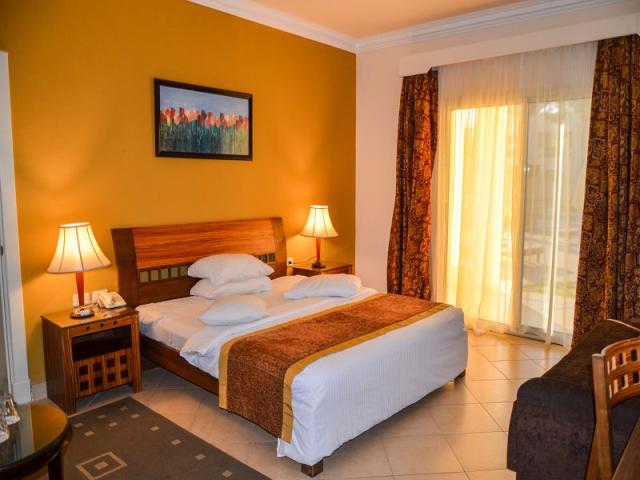 Superior Pool View Room