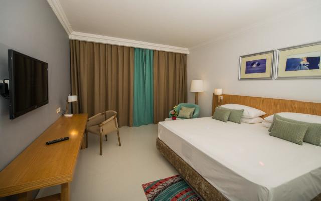 Standard Garden View Room