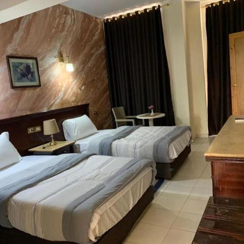 Standard Garden/Pool View Room