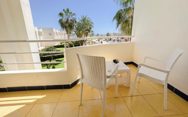 Pool View Room