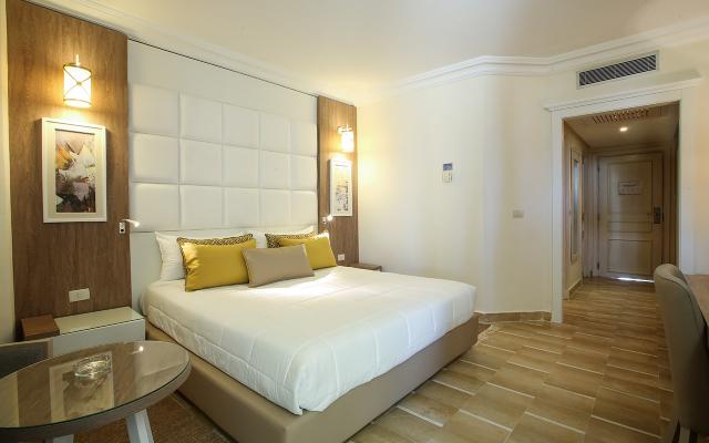 Sentido Room