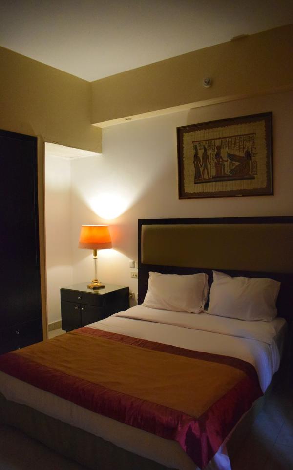 Family Suite -One Bed Room