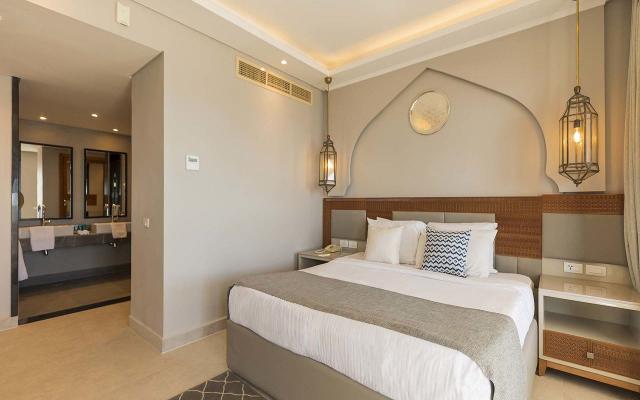 Executive Jacuzzi Suite SV