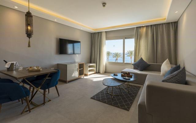 Executive Jacuzzi Suite SV
