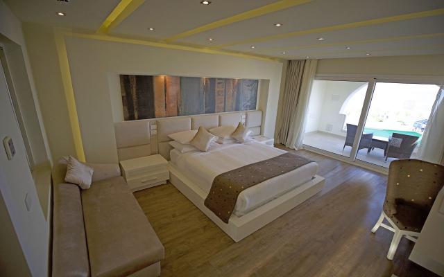 Deluxe Suite PSV /SV (Posh Club) 