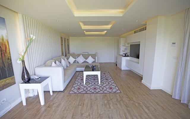 Royal Villa