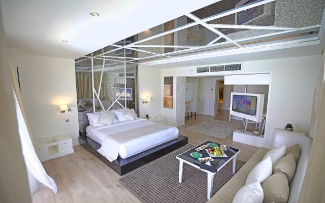 Honeymoon Suite PSV
