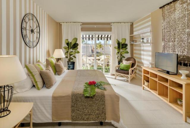 2 Bedroom Suite Air Conditioner