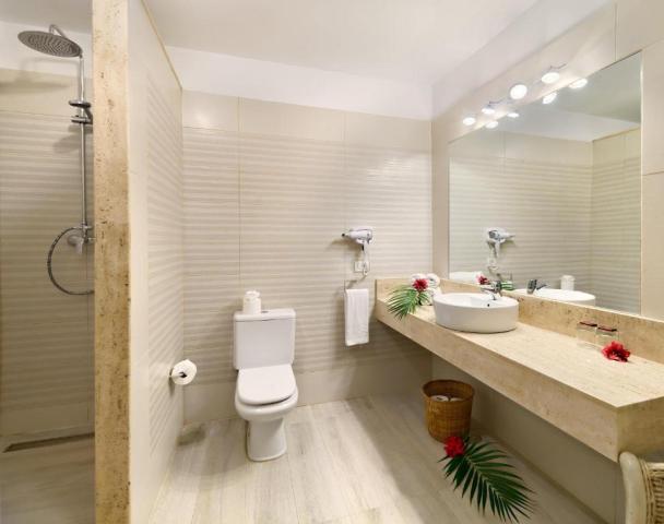 2 Bedroom Suite Air Conditioner