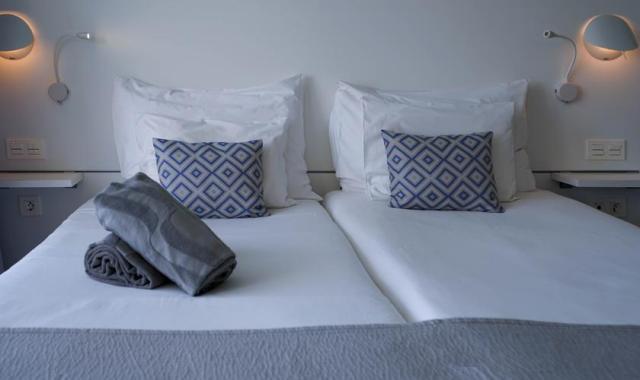 Junior Suite sea view high floors