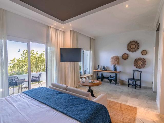 Suite Balcony or Terrace, Club, Junior, Sea View