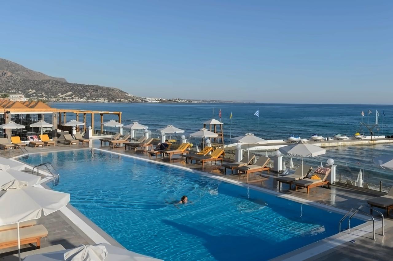 Alexander Beach Hotel & Village