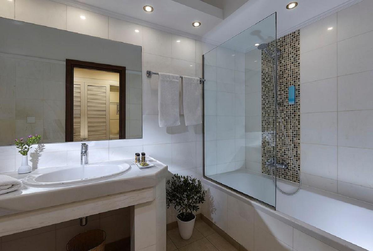 Luxury Superior Room Beach Front