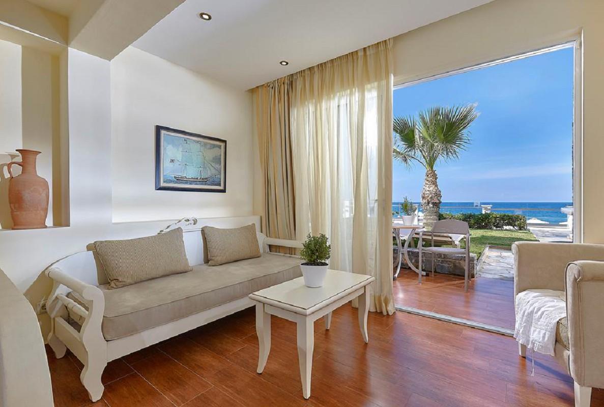 Junior Suite Own Garden Beach Front