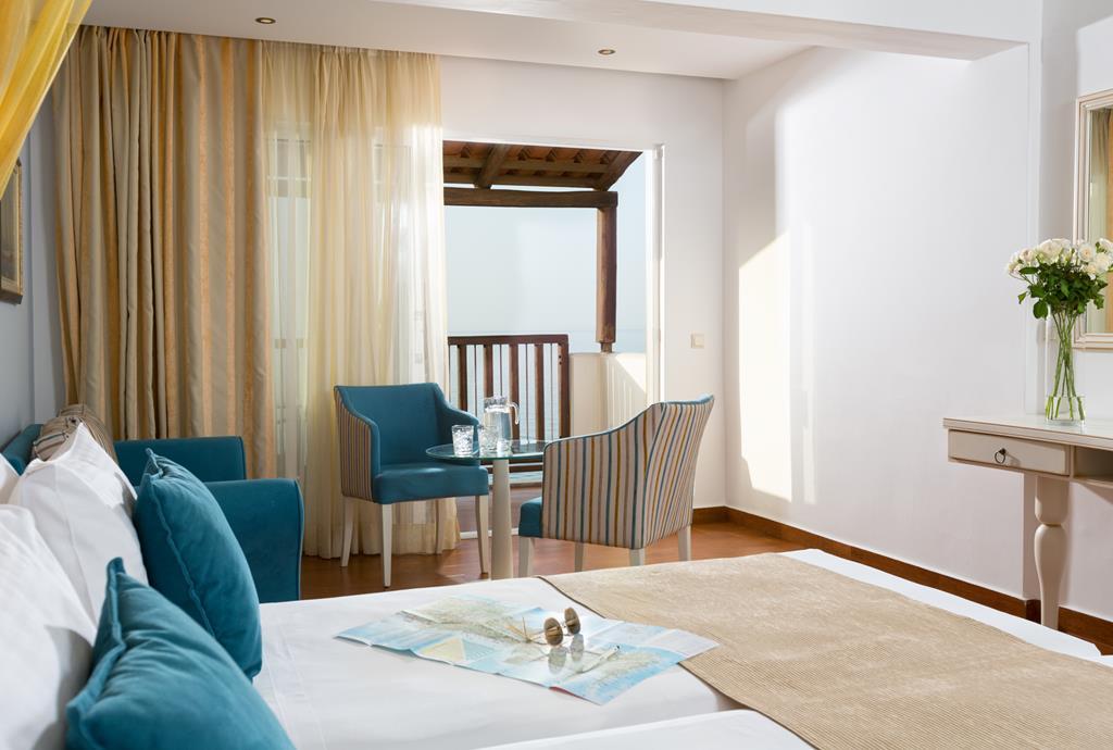 Room Double Luxury Superior Garden View