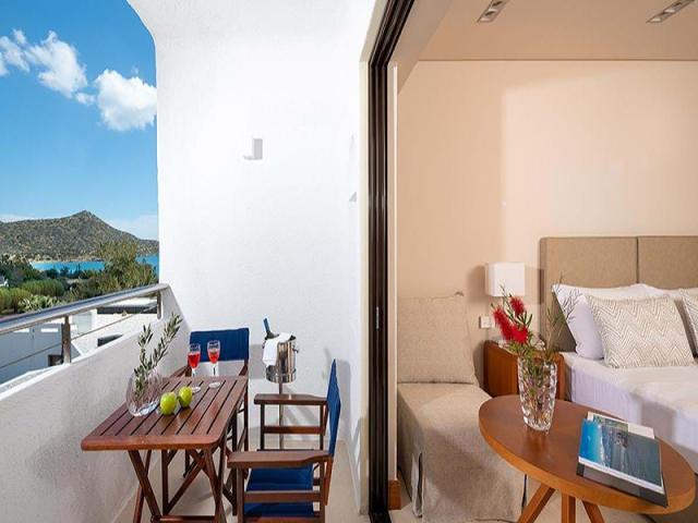 Classic Room Mountain View/ Side Sea View/ Sea View