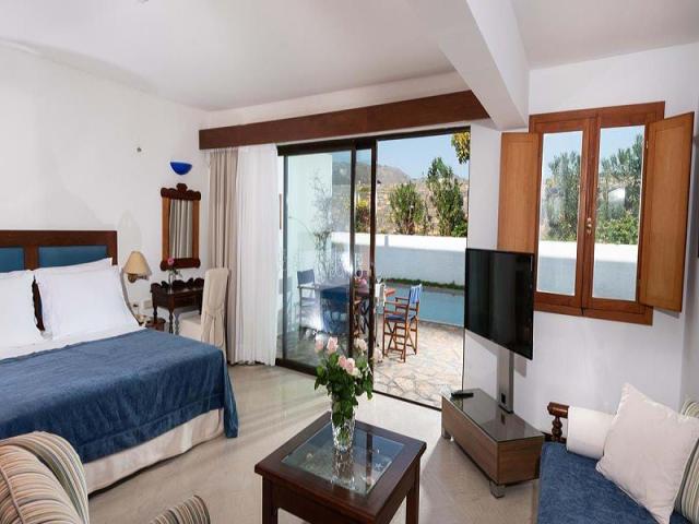 Family Suite Open Plan Garden View