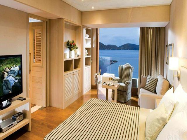 Deluxe Hotel Suite Sea View (2 Bathrooms)