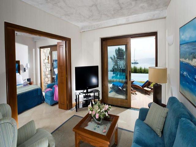 Mediterranean Villa Front Sea View with Private Pool