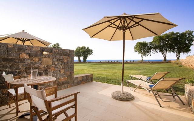 Bungalow Superior Sea Front 