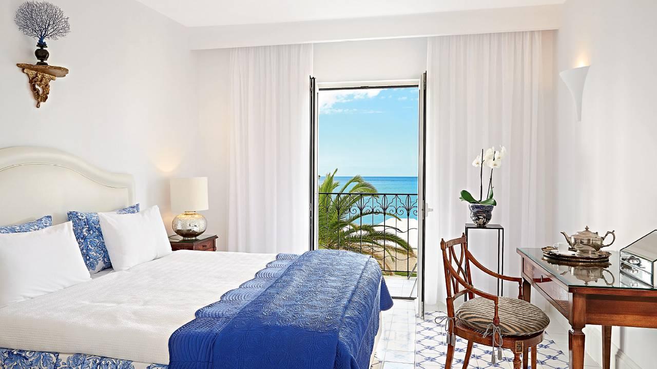 3-Bedroom Beach Villa Private Pool