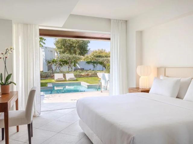 2-Bedroom Family Suite Garden View Private Pool