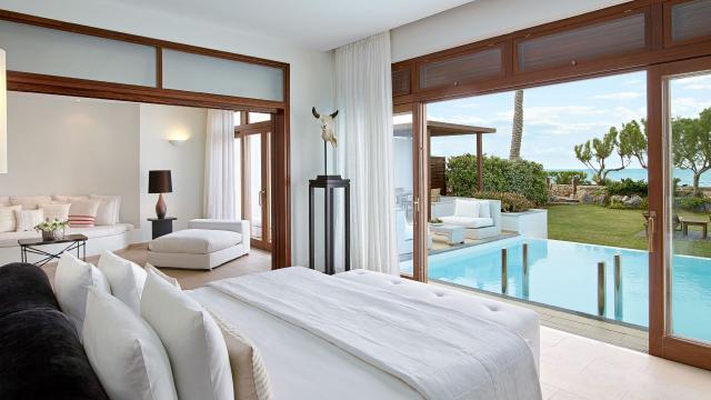 Presidential Villa Sea Front With Private Pool & Garden