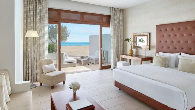Creta Beach Villa Sea Front & Private Pool