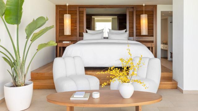 Amirandes VIP 2-Bedroom Suite With Gym & Private Pool with Gard