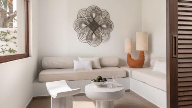 Amirandes 2-Bedroom Dream Villa With Courtyard, Sea View & Priv