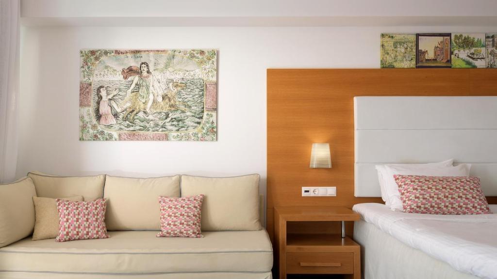Diamond Suite Beachfront Front Sea View