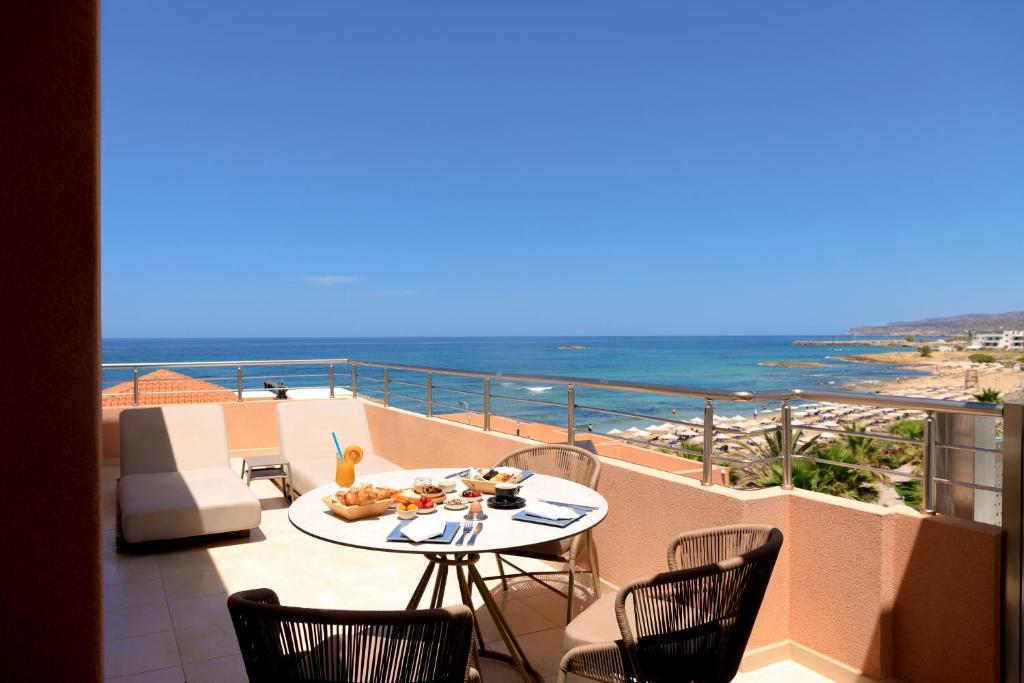 Panorama Suite Sea View