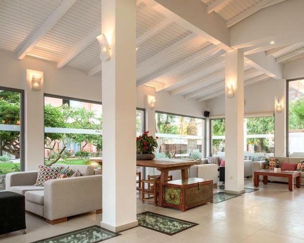 High Beach Resort