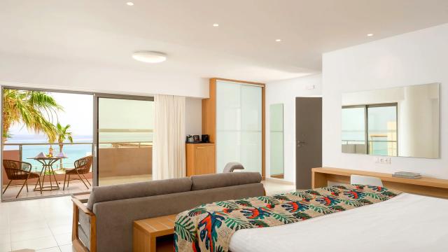 Emerald Suite Sea View