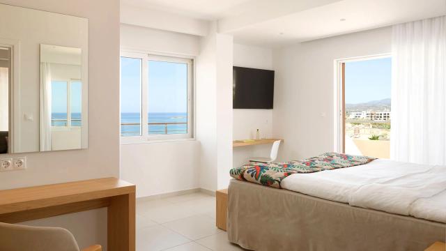 Panorama 1 Bedroom Suite Sea View