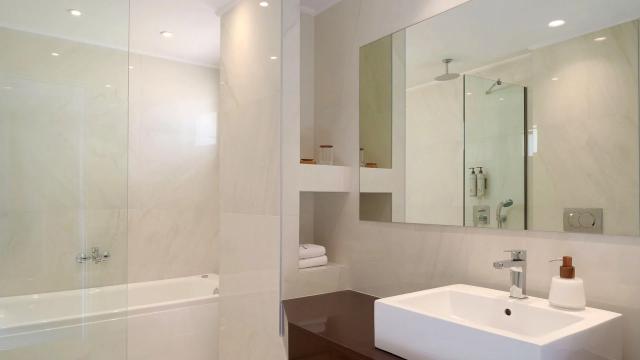 Panorama 1 Bedroom Suite Sea View