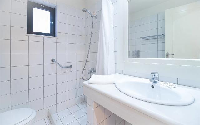 Economy Room A/C