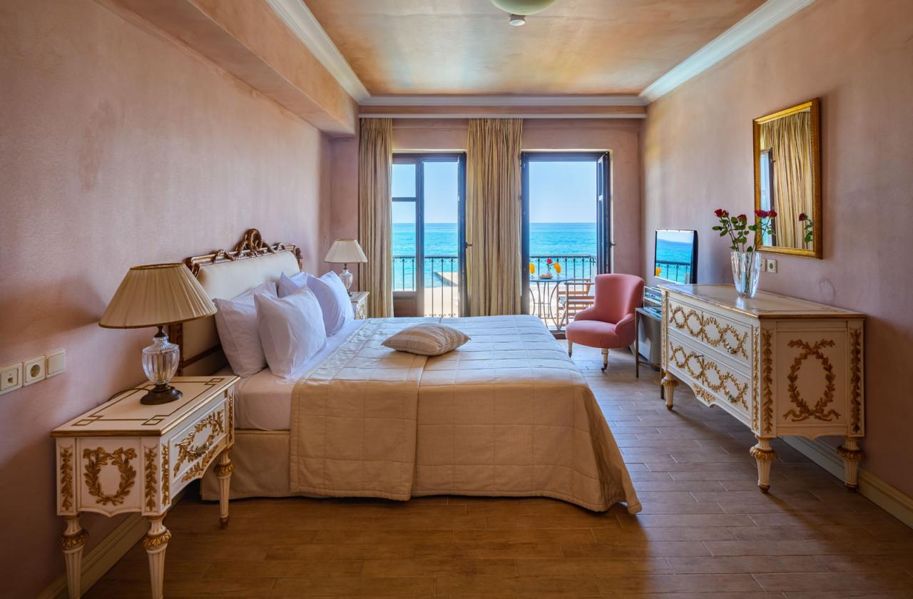 Junior Suite Bungalow Mythica Water Front