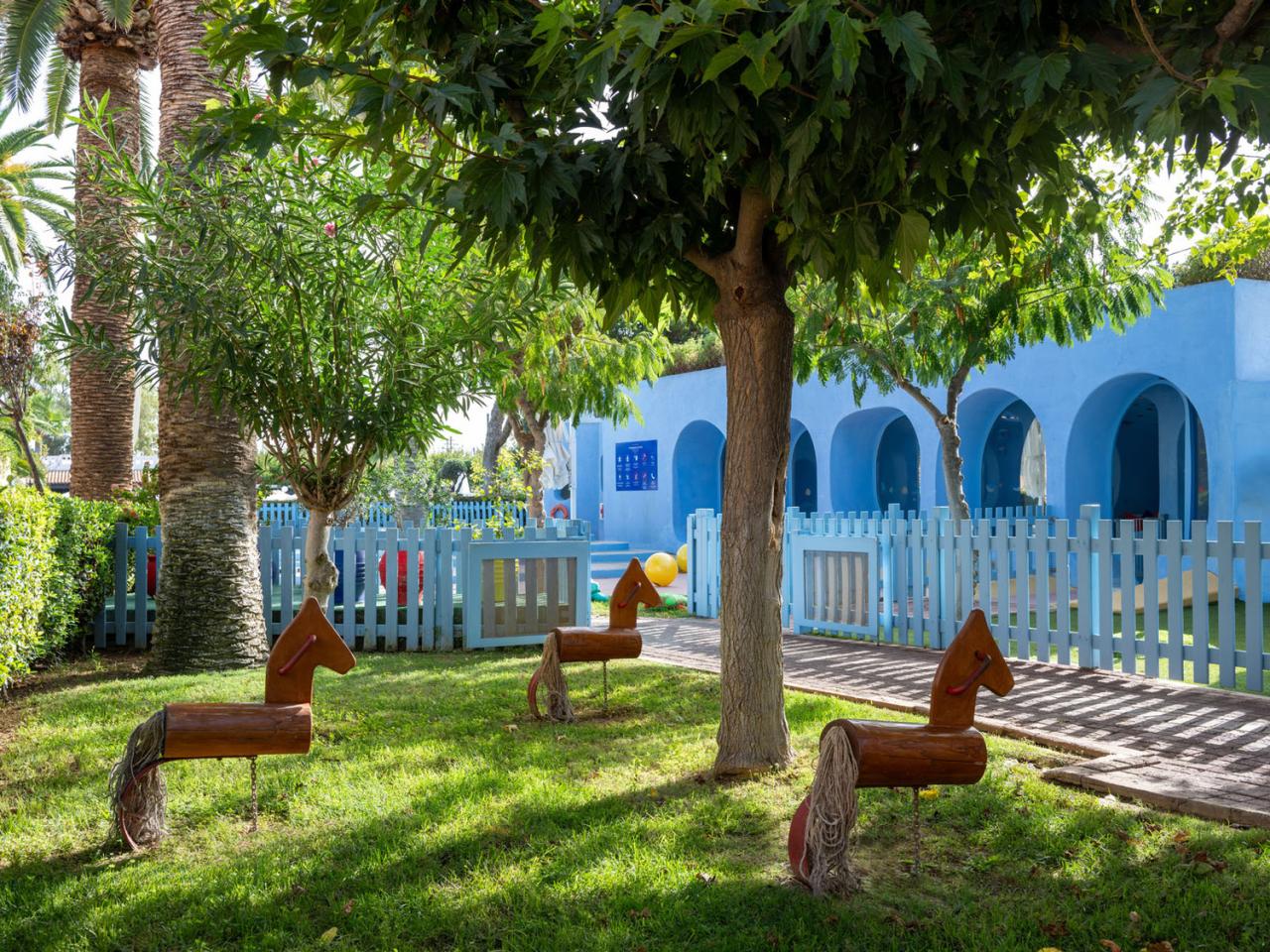 Aquila Rithymna Beach