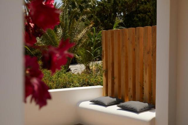 Superior Beachfront Bungalow