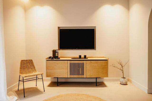 Nature Suite Main Building